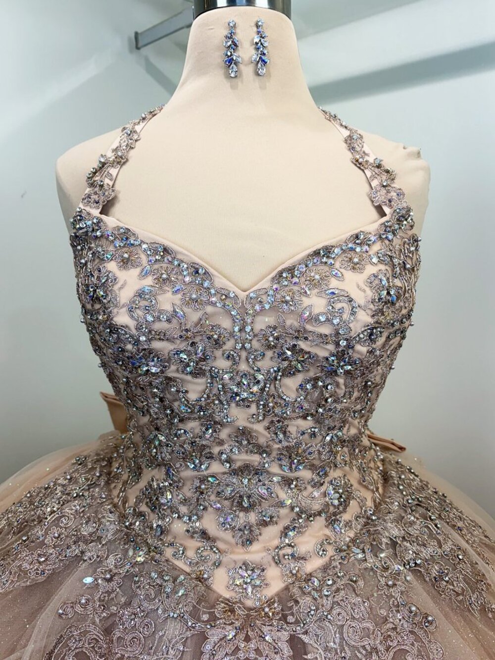 ✨ STUNNING BOUTIQUE FIND! Mon Cheri PR30018 Quinceañera Dress Rose Quartz–Sz 12 - Picture 3 of 8